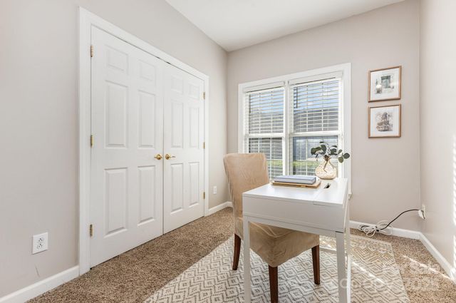 8572 Highland Glen Drive, Charlotte, NC 28269