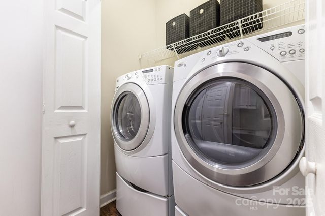 8572 Highland Glen Drive, Charlotte, NC 28269