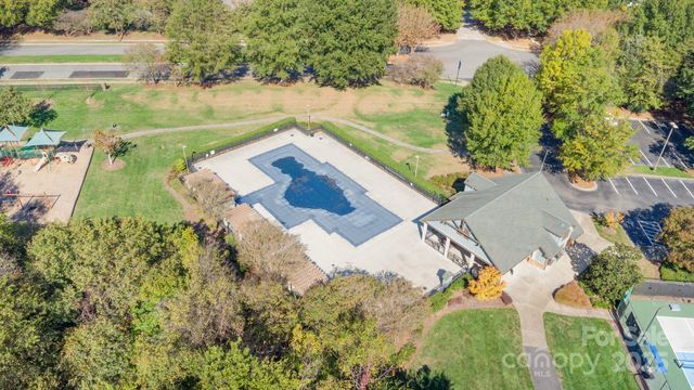 8572 Highland Glen Drive, Charlotte, NC 28269