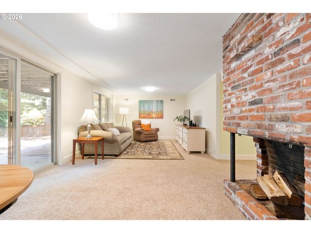 17375 ALPINE Way, Lake Oswego, OR 97034
