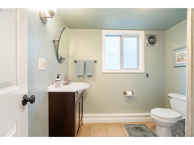 17375 ALPINE Way, Lake Oswego, OR 97034