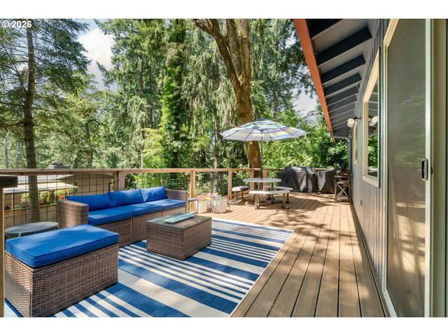 17375 ALPINE Way, Lake Oswego, OR 97034