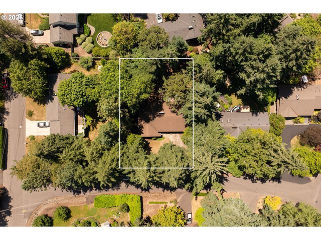 17375 ALPINE Way, Lake Oswego, OR 97034