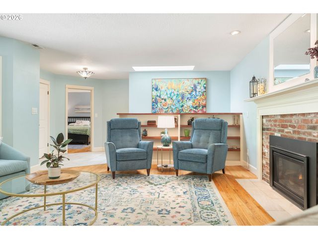 17375 ALPINE Way, Lake Oswego, OR 97034