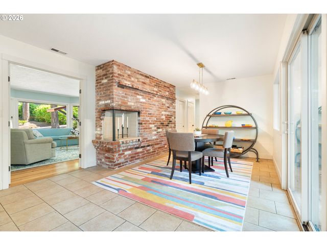 17375 ALPINE Way, Lake Oswego, OR 97034