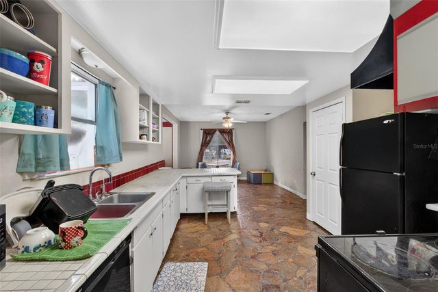 39243 LIZABETH CIRCLE, Zephyrhills, FL 33542