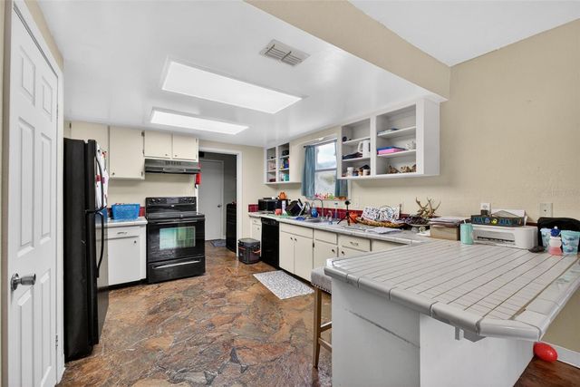 39243 LIZABETH CIRCLE, Zephyrhills, FL 33542