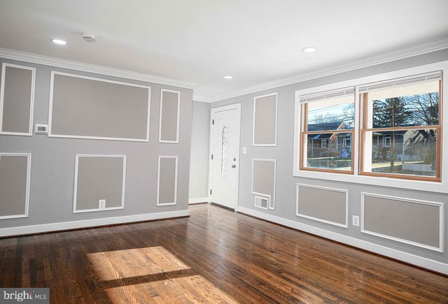 7924 OAKDALE AVE, Baltimore, MD 21237