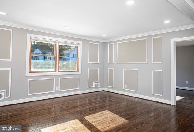 7924 OAKDALE AVE, Baltimore, MD 21237