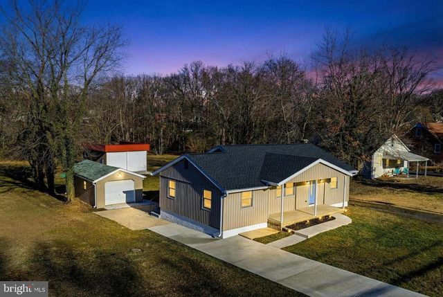 7924 OAKDALE AVE, Baltimore, MD 21237