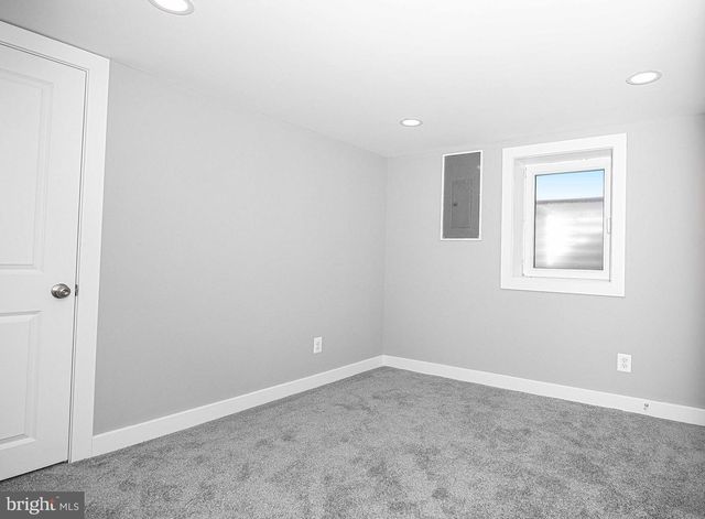 7924 OAKDALE AVE, Baltimore, MD 21237