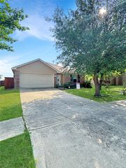 1217 Caroline Drive, Princeton, TX 75407