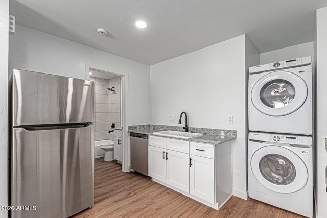 2119 W MARIPOSA Street 2, Phoenix, AZ 85015