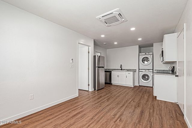 2119 W MARIPOSA Street 2, Phoenix, AZ 85015