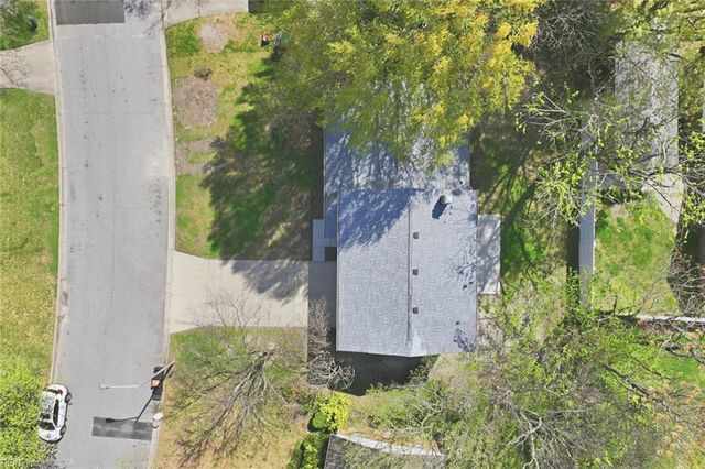 5309 Hamilton LN, Virginia Beach, VA 23462