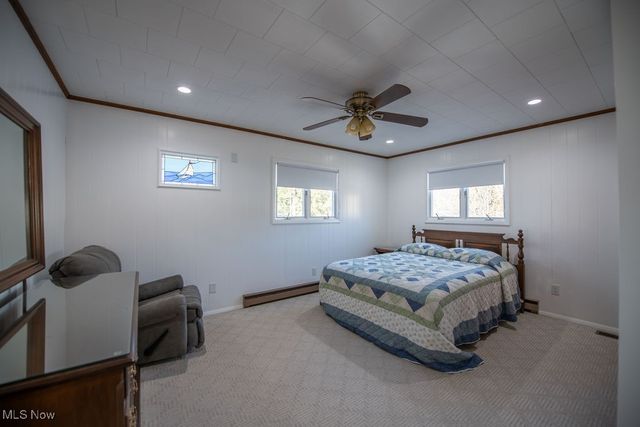 6170 Paradise Drive SW, Sherrodsville, OH 44675