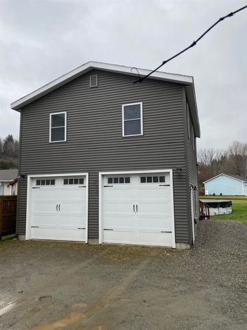 115-123 Church Street, Cambridge, VT 05464