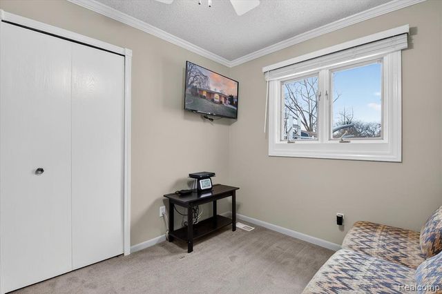 19523 Plumwoode Court, Brownstown, MI 48183