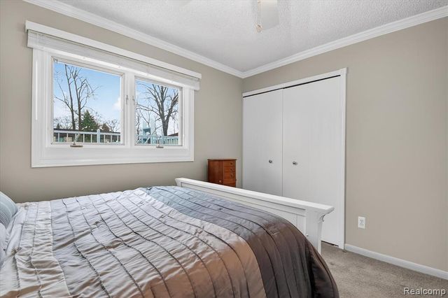 19523 Plumwoode Court, Brownstown, MI 48183