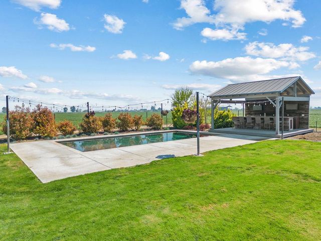 4930 S Faith Home Rd, Turlock, CA 95380