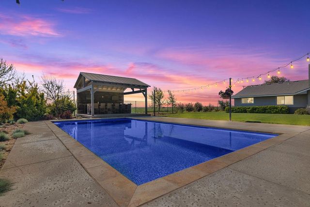 4930 S Faith Home Rd, Turlock, CA 95380