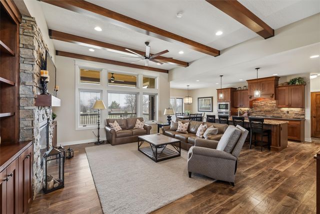 7821 NW 104th Court, Johnston, IA 50131