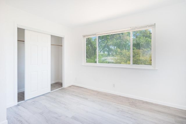1516 N Fine Avenue, Fresno, CA 93727