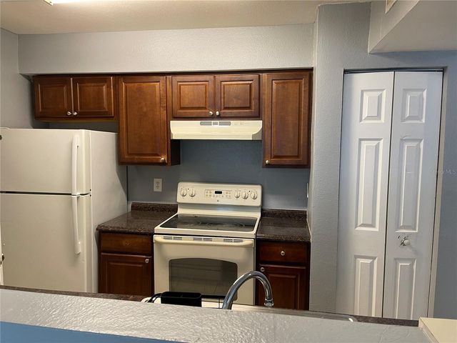 3004 PARKWAY BOULEVARD 103, Kissimmee, FL 34747