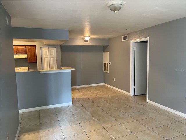 3004 PARKWAY BOULEVARD 103, Kissimmee, FL 34747