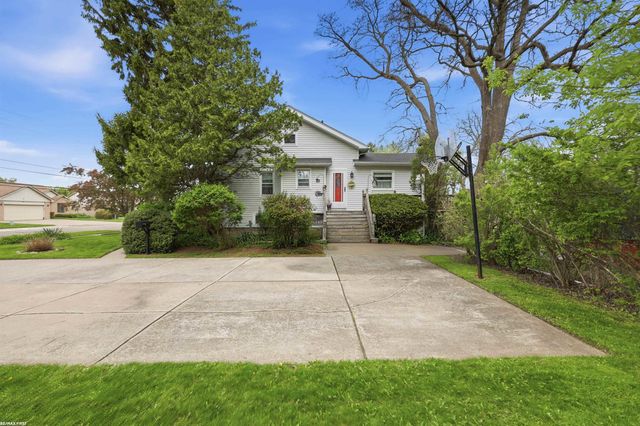 31812 York Street, Fraser, MI 48026
