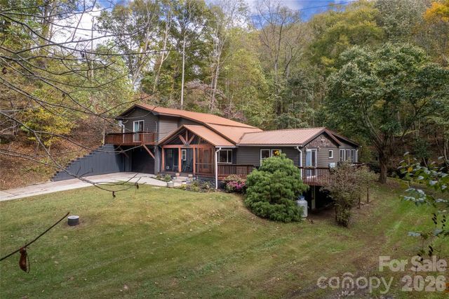 214 Chin Tree Road, Sylva, NC 28779