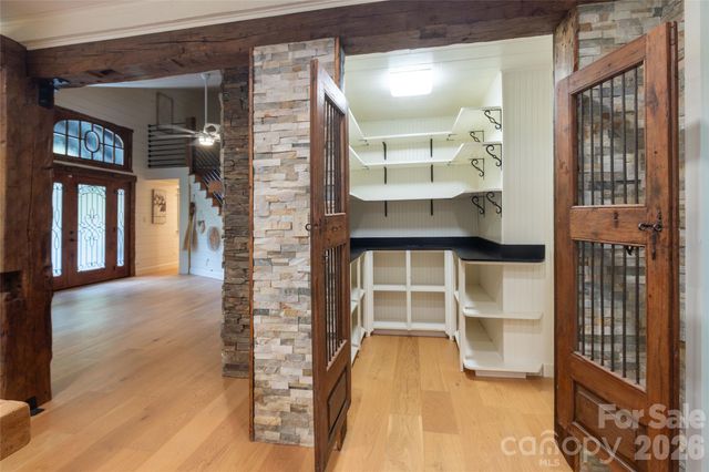 214 Chin Tree Road, Sylva, NC 28779