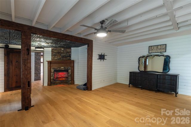 214 Chin Tree Road, Sylva, NC 28779
