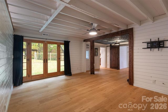 214 Chin Tree Road, Sylva, NC 28779
