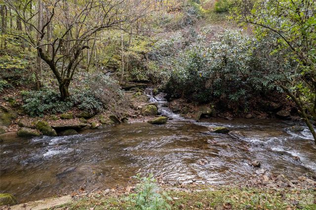 214 Chin Tree Road, Sylva, NC 28779