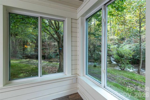 214 Chin Tree Road, Sylva, NC 28779