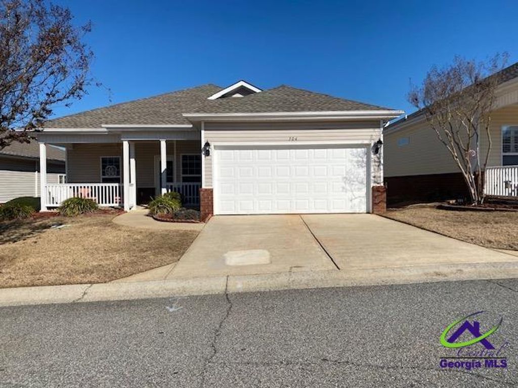 304 S Houston Springs Boulevard, Perry, GA 31069