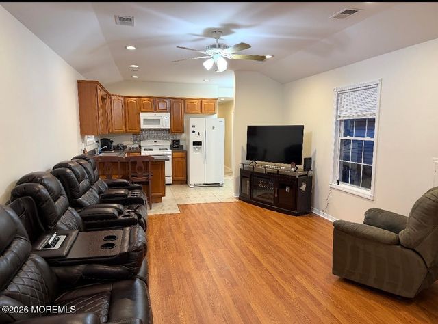 713 Morningside Avenue, Union Beach, NJ 07735