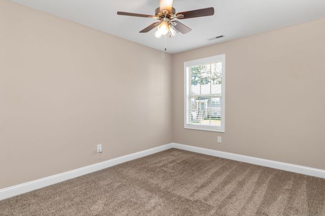 1116 Cardinal Creek Dr, Clarksville, TN 37040