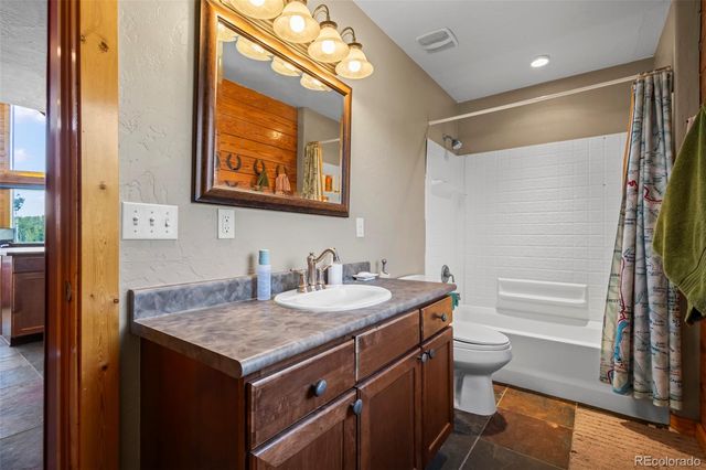 1670 Clairs Run, Parshall, CO 80468