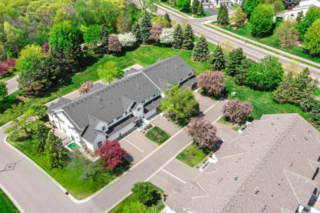 3001 Juniper Lane H, Woodbury, MN 55125