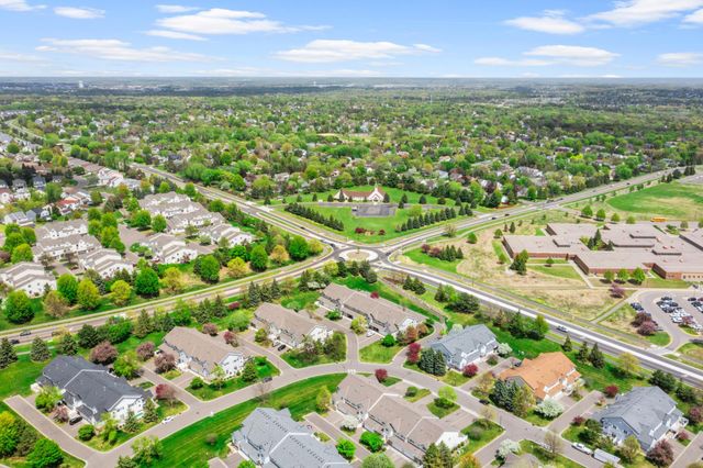 3001 Juniper Lane H, Woodbury, MN 55125