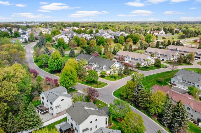 3001 Juniper Lane H, Woodbury, MN 55125