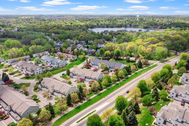 3001 Juniper Lane H, Woodbury, MN 55125