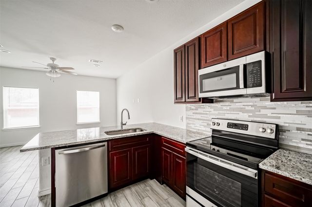 16888 Kempwood, Montgomery, TX 77316