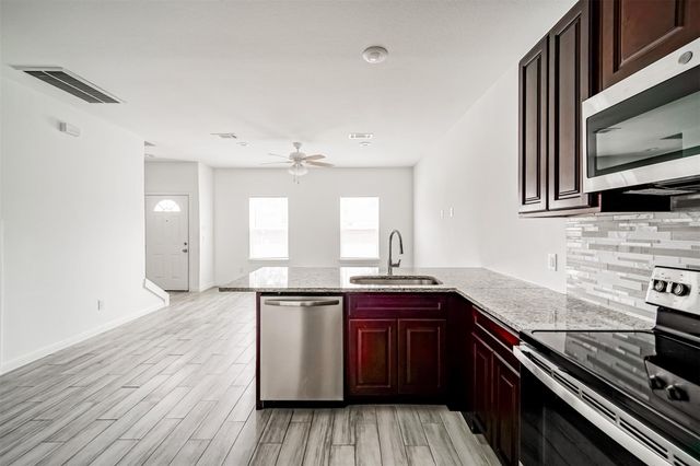 16888 Kempwood, Montgomery, TX 77316