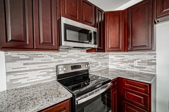 16888 Kempwood, Montgomery, TX 77316