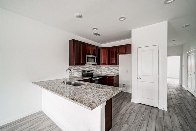 16888 Kempwood, Montgomery, TX 77316