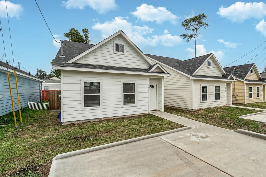 16888 Kempwood, Montgomery, TX 77316