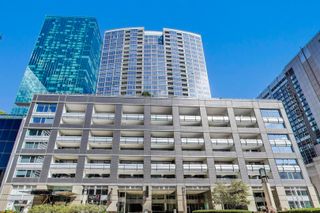 240 E Illinois Street 2202, Chicago, IL 60611